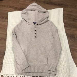 Patagonia sweater